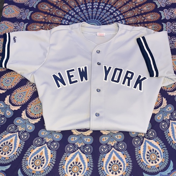 Vintage 90s New York Yankees Road Jersey. Size 46 - Picture 10 of 10